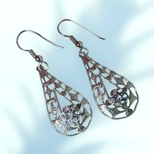 Vintage Silver Tone Drop Earrings